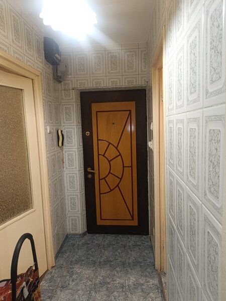 Rahova, str Garoafei, 2 camere